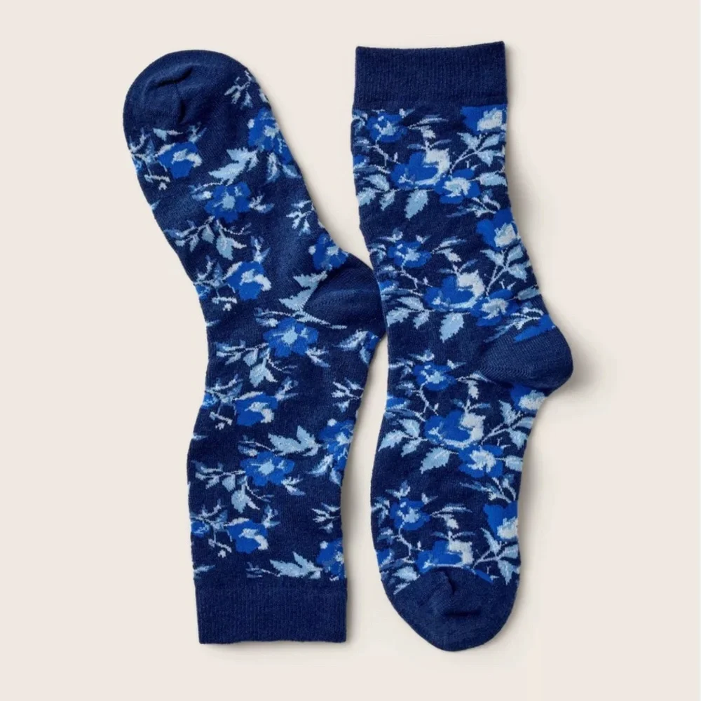 NWT Woolrich x Target Cozy Wool Blend Ice Flower Adult Socks S/M